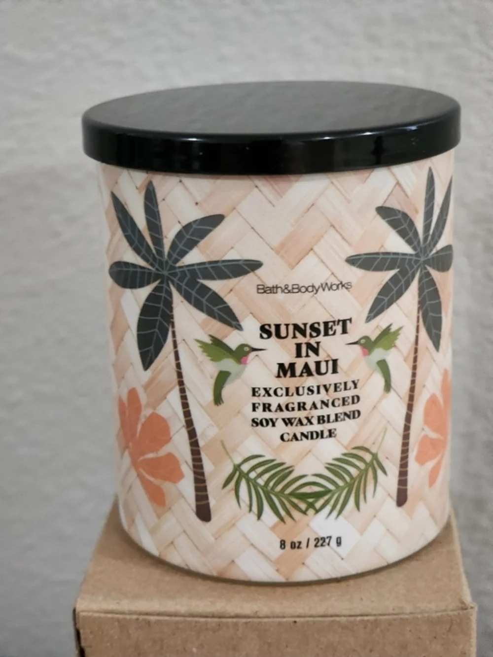 White Barn Sunset in Maui Candle Single- Wick Cream, Green & Black
